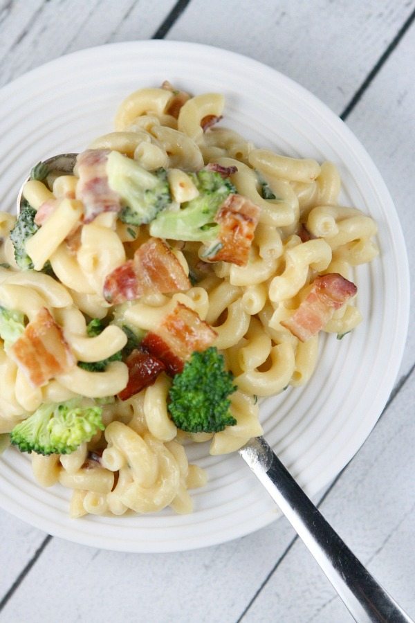 Bacon and Broccoli Macaroni and Cheese recipe from RecipeGirl.com Bacon Macaroni and Cheese on a plate