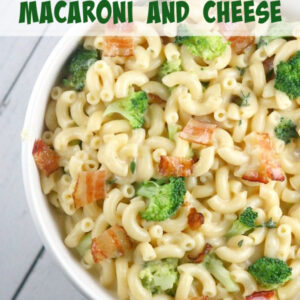 pinterest image for bacon and broccoli macaroni and cheese