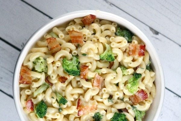 Bacon and Broccoli Macaroni and Cheese recipe from RecipeGirl.com Bacon and Broccoli Macaroni and Cheese in a bowl
