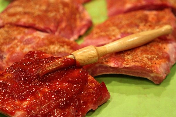 Sriracha Ribs brushing sauce