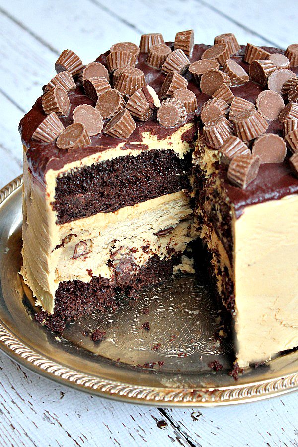 Chocolate Peanut Butter Cheesecake Cake