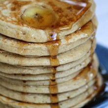 Banana Oatmeal Pancakes