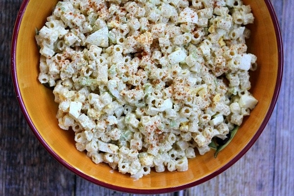 Old Fashioned Macaroni Salad recipe from RecipeGirl.com #old #fashioned #oldfashioned #classic #macaroni #salad #recipe #recipegirl Old Fashioned Macaroni Salad