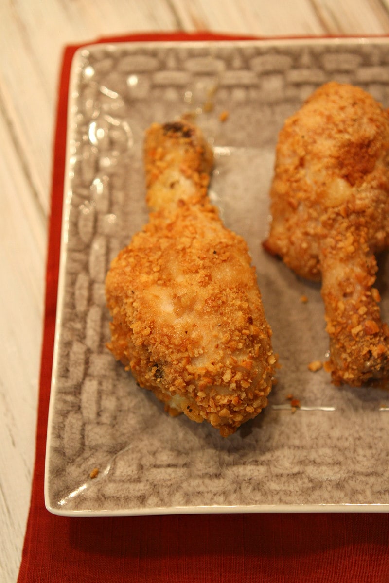Easy Baked Chicken Drumsticks recipe from RecipeGirl.com : Crispy Chicken recipe : cornflake chicken Easy Baked Chicken Drumsticks