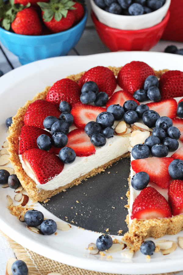 Berry Almond Tart - a no bake dessert that's perfect for summer!