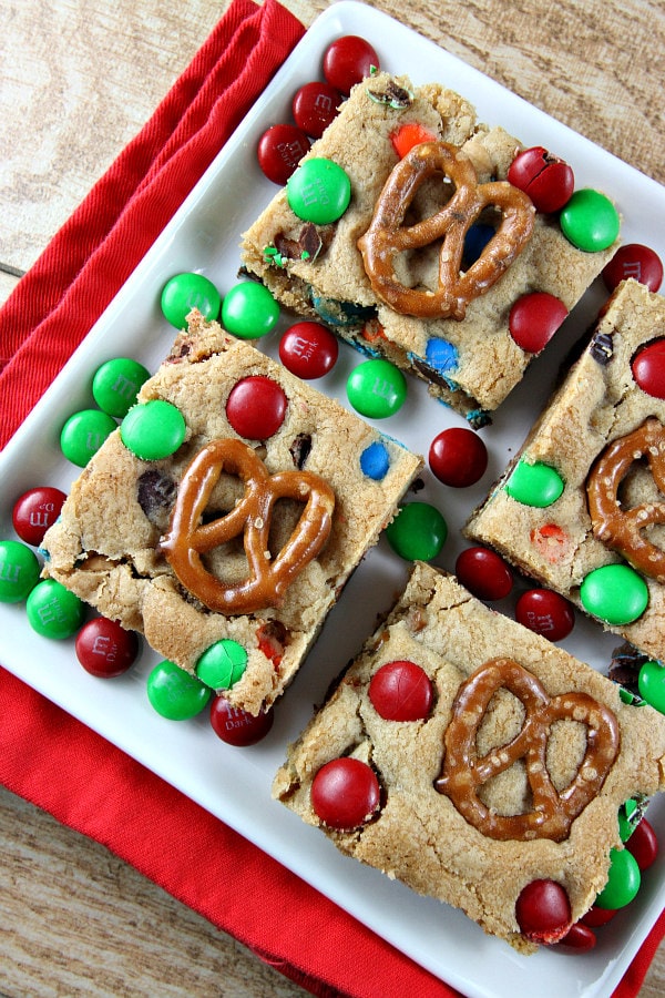 M&M Pretzel Blondies Recipe