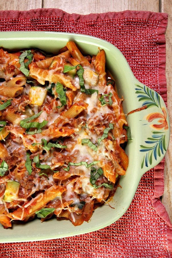 Cheesy Beef and Pasta Casserole recipe from RecipeGirl.com Cheesy Beef and Pasta Casserole in casserole dish