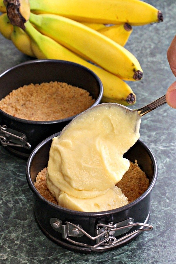 nobake-banana-rum-cheesecake-fill