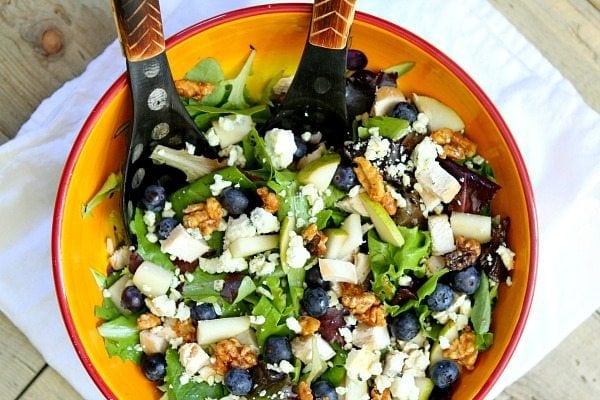Blueberry, Blue Cheese and Glazed Walnut Salad RecipeGirl Blueberry, Blue Cheese and Glazed Walnut Salad RecipeGirl