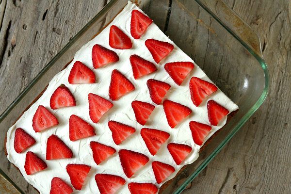 Gluten Free Strawberry Cake Recipe