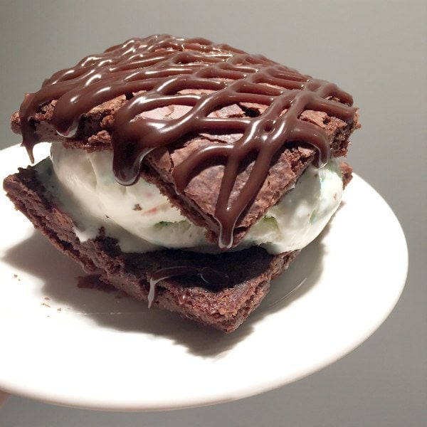 The Baked Bear : Brownie Ice Cream Sandwich