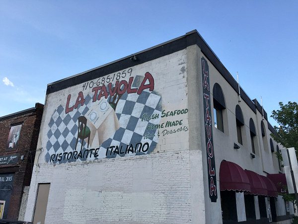 Baltimore: Inner Harbor- La Tavola