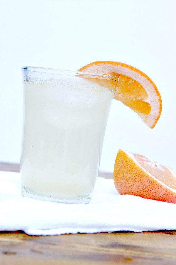 Grapefruit Crush Cocktail 