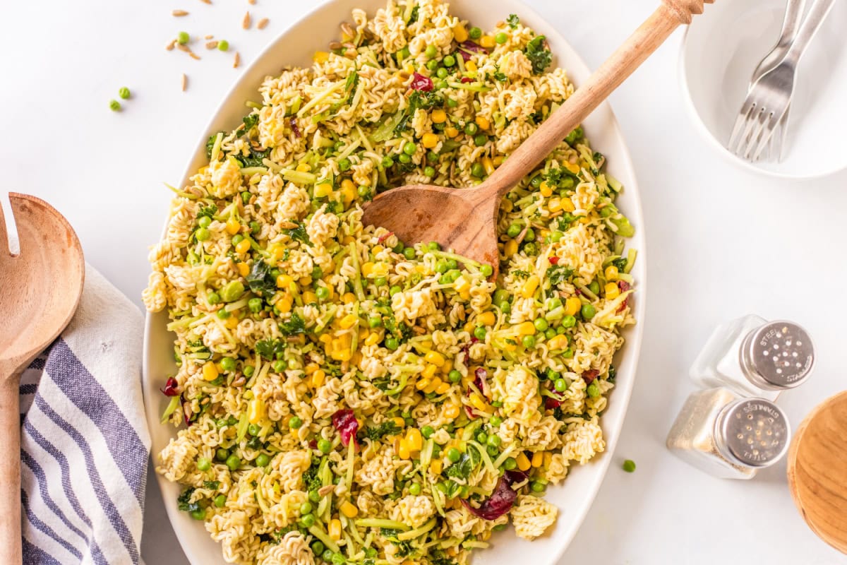 bowl of ramen salad