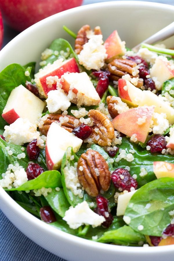 Spinach and Quinoa Salad with Apple