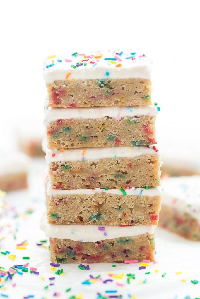 These Funfetti Frosted Blondies are dense, chewy and full of sprinkles! They're perfect for kids lunch boxes or a simple celebration!