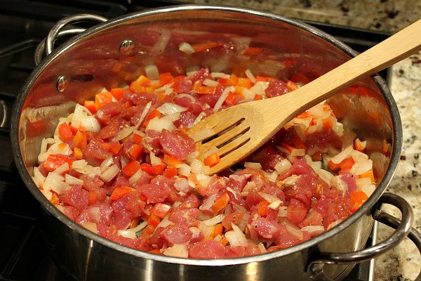 Quick and Easy Pork and Bean Chili recipe - from RecipeGirl.com. I love this recipe so much- chili with a sweet and smoky flavor, perfect comfort food recipe for a chilly day.