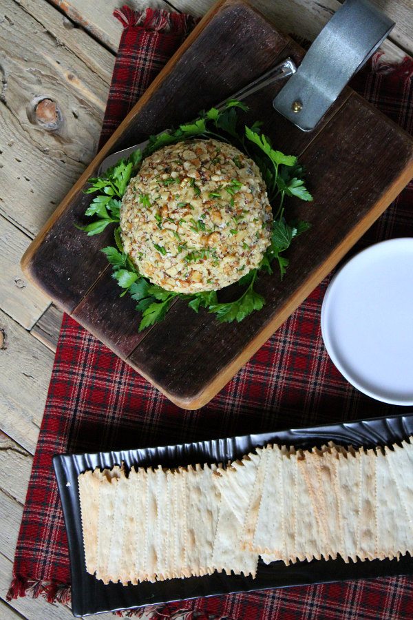 Blue Cheese Ball recipe - an easy appetizer recipe to serve at parties : from RecipeGirl.com