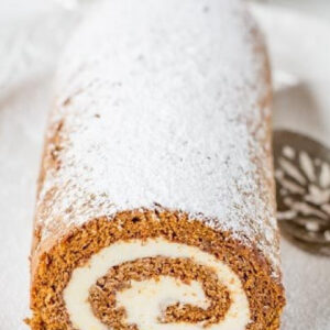 pinterest image for gingerbread roll