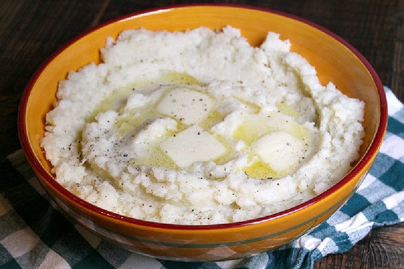 cauliflower mashed potatoes in a bowl