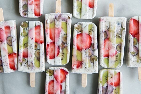 overhead shot of several Breakfast Popsicles