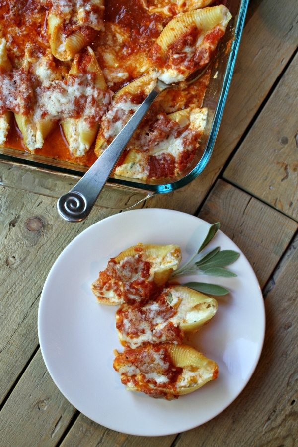 Easy Butternut Squash Stuffed Shells recipe - from RecipeGirl.com