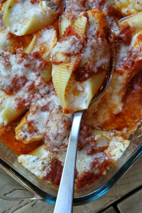 Easy Butternut Squash Stuffed Shells recipe - from RecipeGirl.com