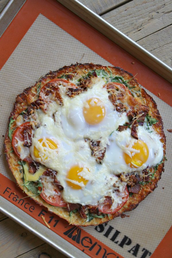 Cauliflower Crust Bacon and Egg Pizza 