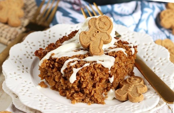 Gingerbread Baked Oatmeal recipe : from RecipeGirl.com