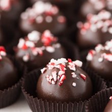 Peppermint Oreo Truffles