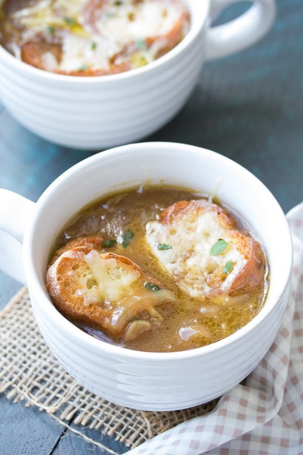 Easy French Onion Soup recipe by RecipeGirl.com