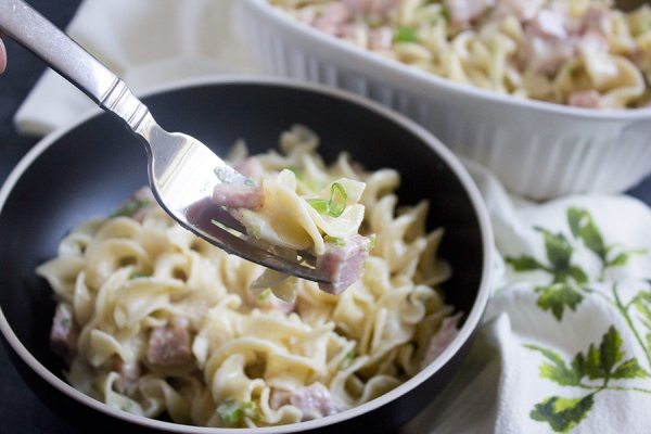 Creamy Parmesan Noodles with Ham recipe by RecipeGirl.com