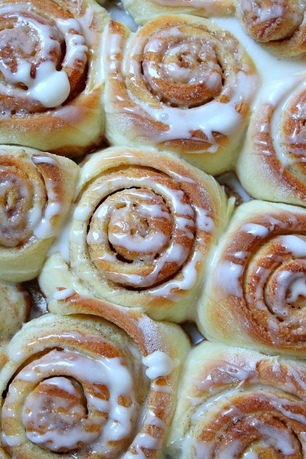 Old Fashioned Cinnamon Rolls recipe from RecipeGirl.com