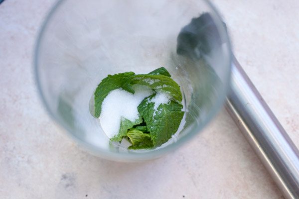 how to make a mint julep