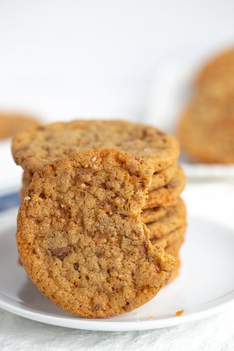 bite of Butterfinger Cookies