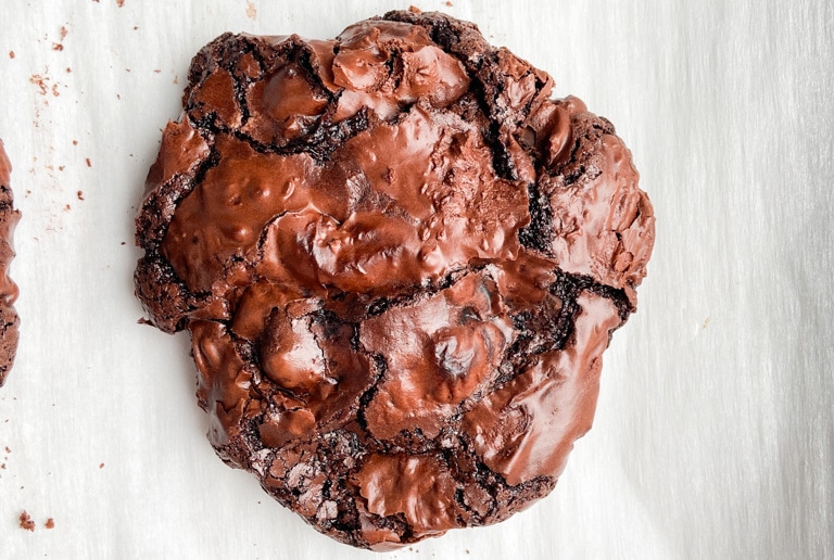 https://www.recipegirl.com/wp-content/uploads/2018/04/Gooey-Chewy-Chocolate-Chip-Cookies.jpeg