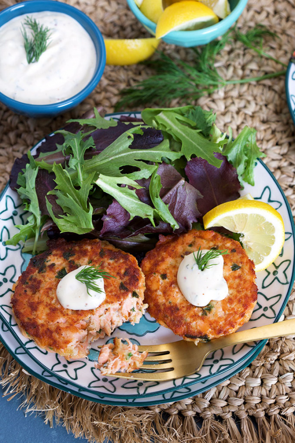 plate of salmon cakes