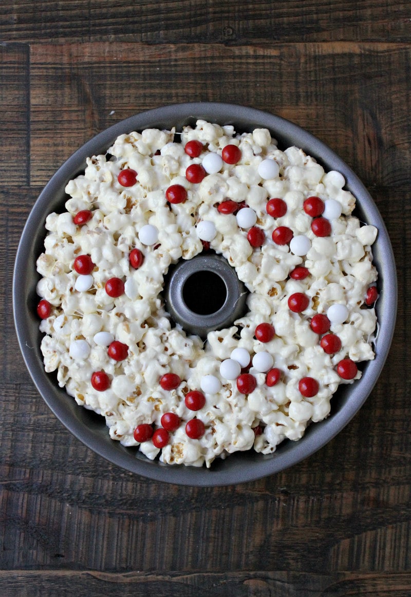 Holiday Marshmallow Popcorn Cake