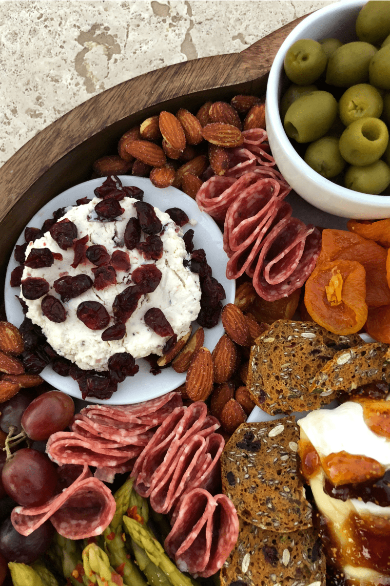 How to Make a Charcuterie Board