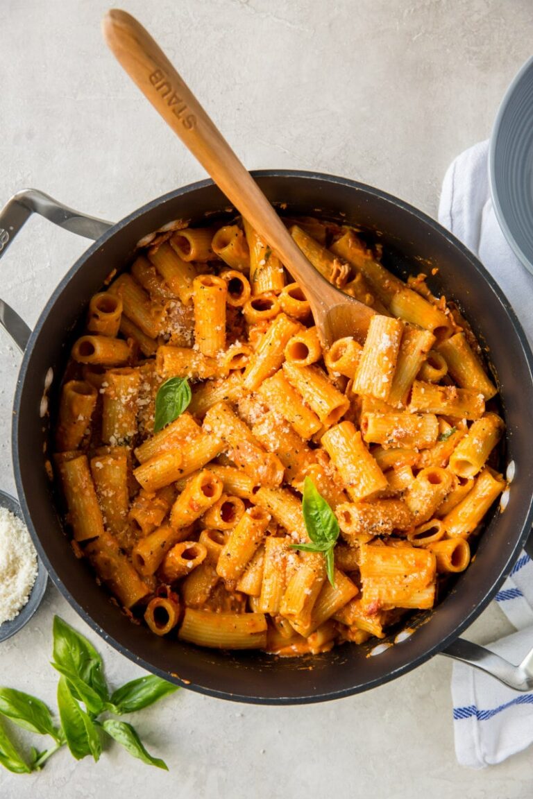 Rigatoni in Vodka Sauce Recipe Girl®