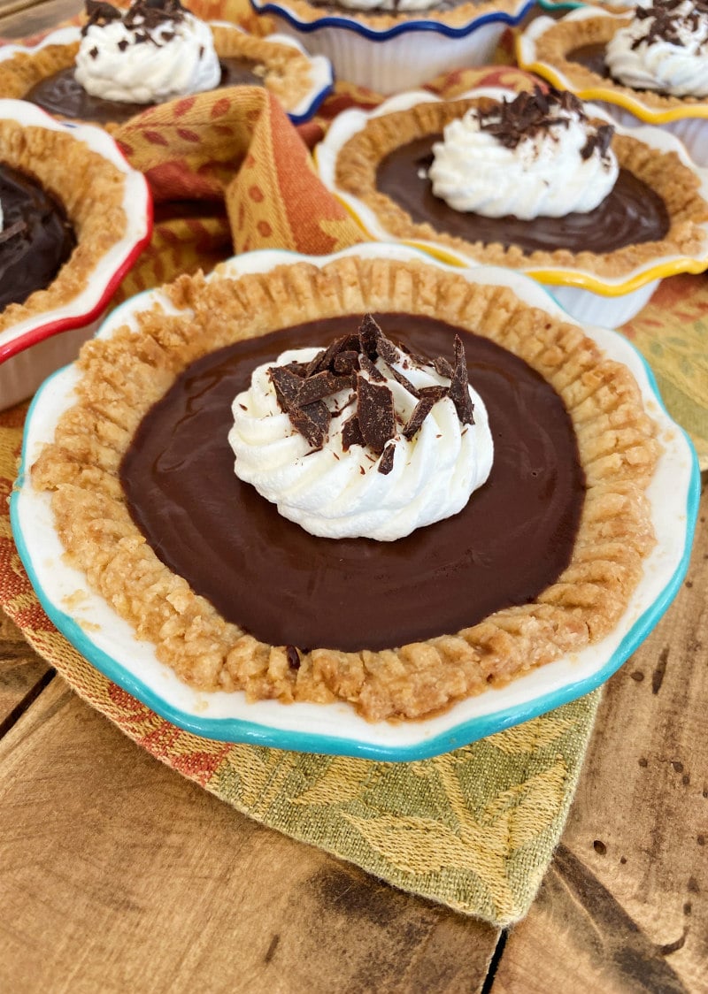 Mini Chocolate Cream Pies