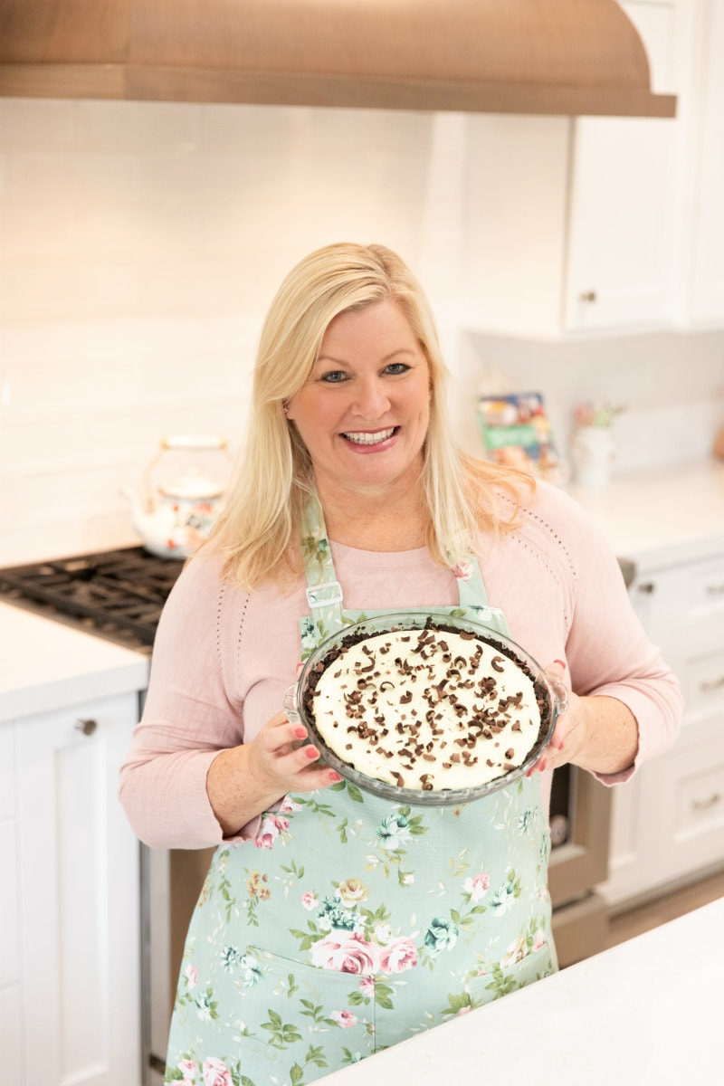 RecipeGirl with Grasshopper Pie