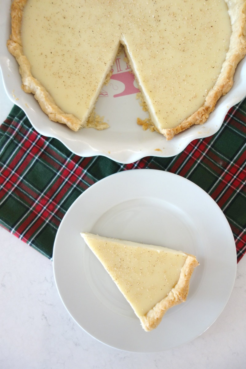 Hoosier Pie recipe from RecipeGirl.com #hoosier #pie #sugar #cream #pie #sugarcreampie #hoosierpie #indiana #recipe #RecipeGirl serving hoosier pie