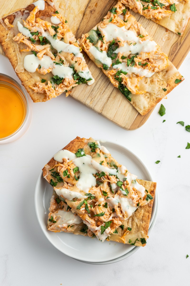 buffalo chicken flatbread