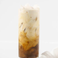 iced vanilla latte in glass