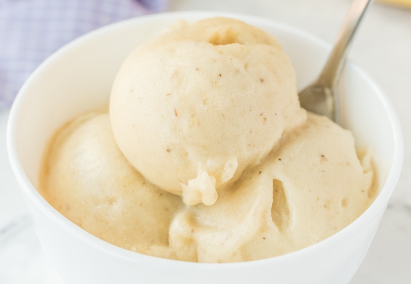 One Ingredient Banana Ice Cream | 0 SmartPoints