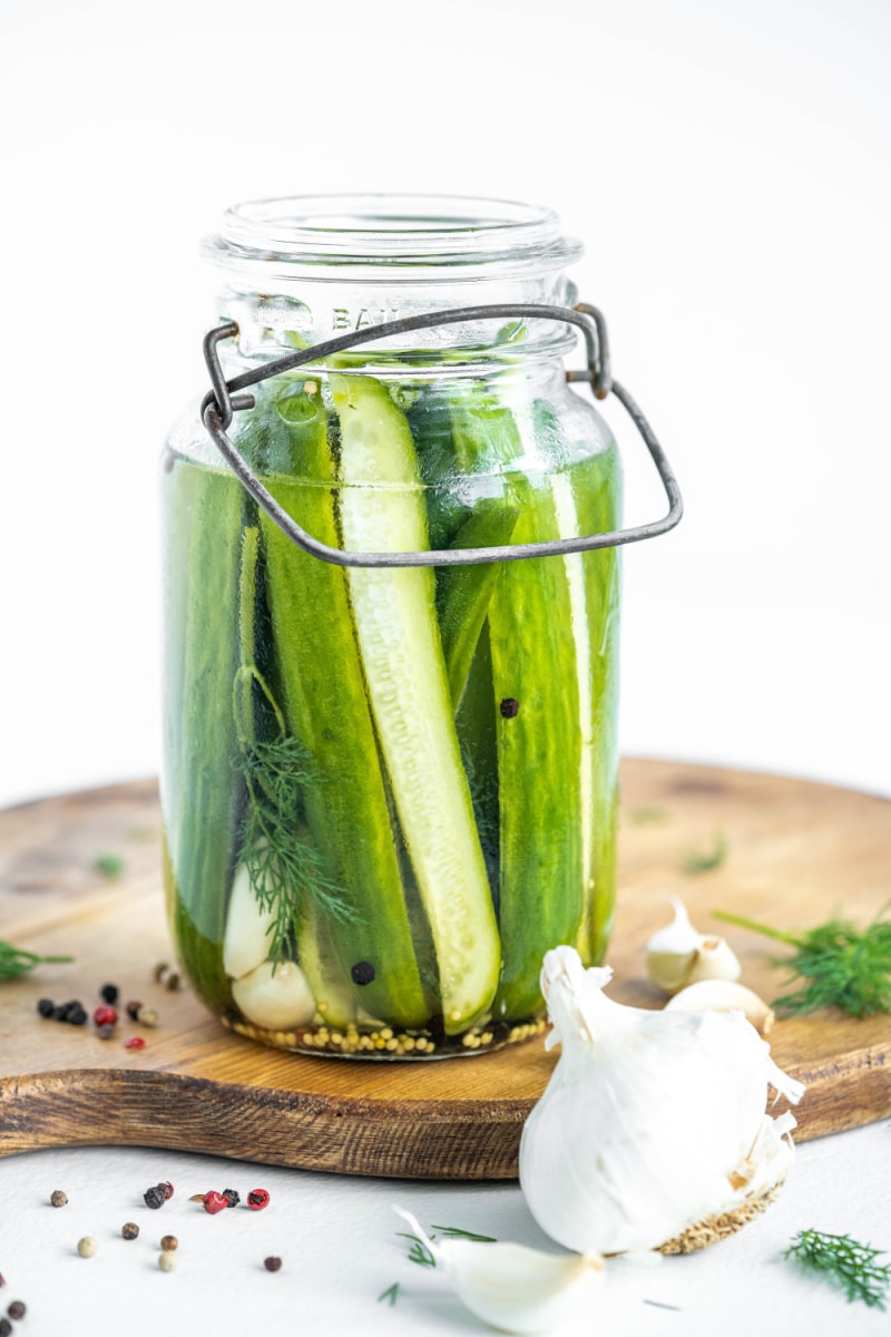 refrigerator dill pickles in a jar