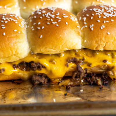 baked cheeseburger sliders