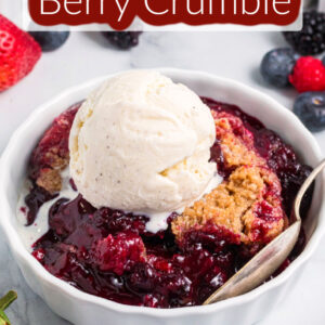 Pinterest image for berry crumble