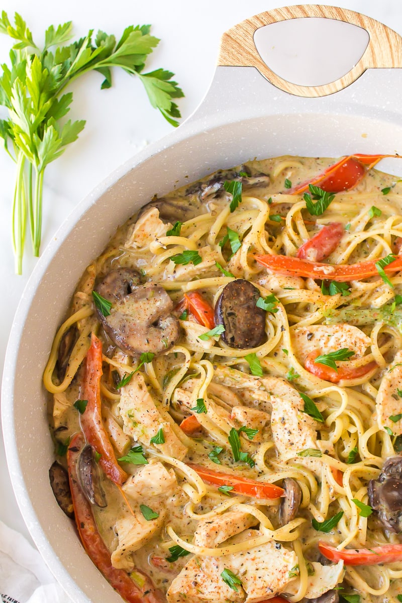 pot of cajun chicken pasta